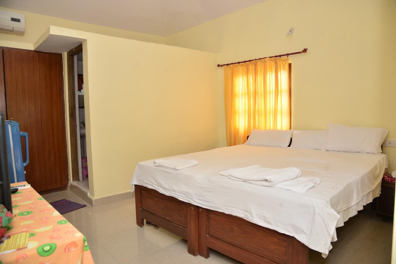 Jack'S Place Hotel Cavelossim Exterior photo
